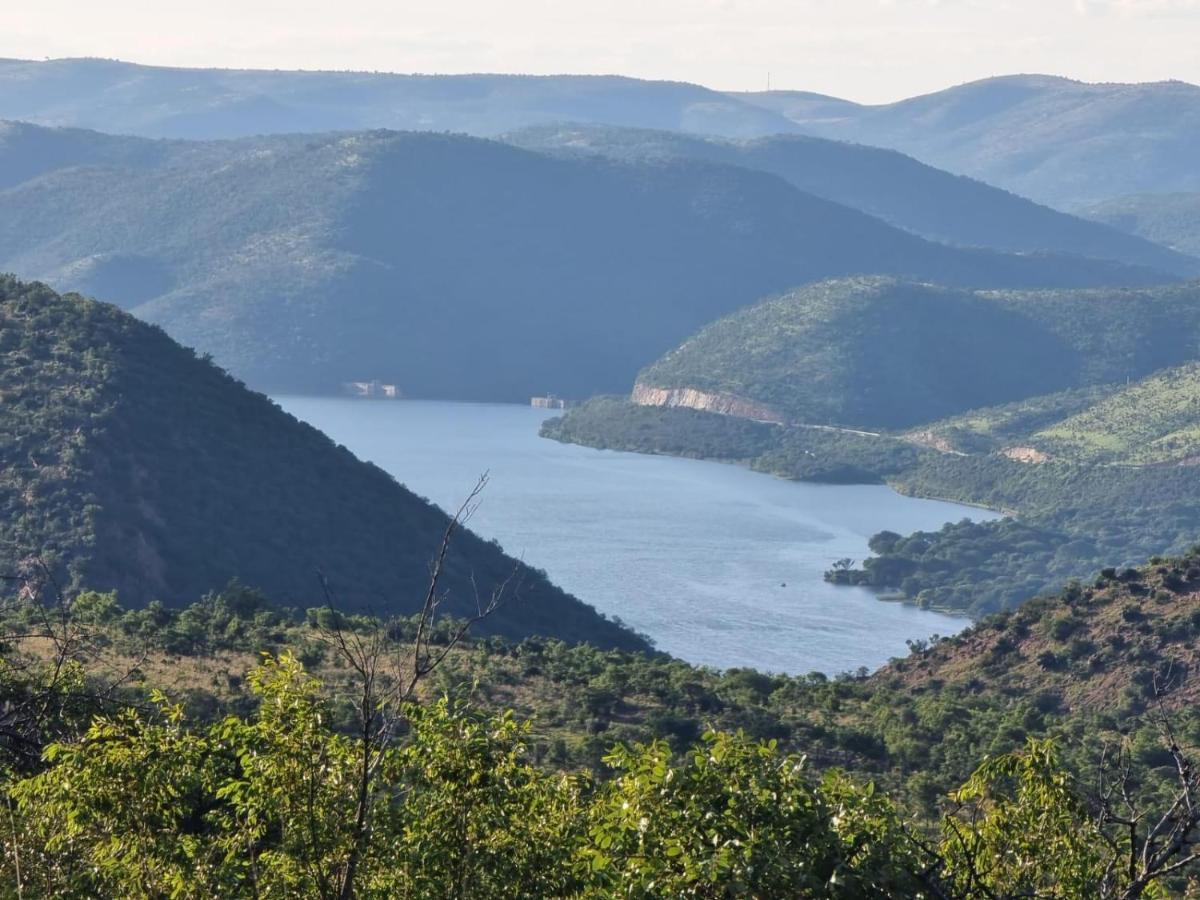 Waterfall Safari Lodge Winterkamp Екстер'єр фото