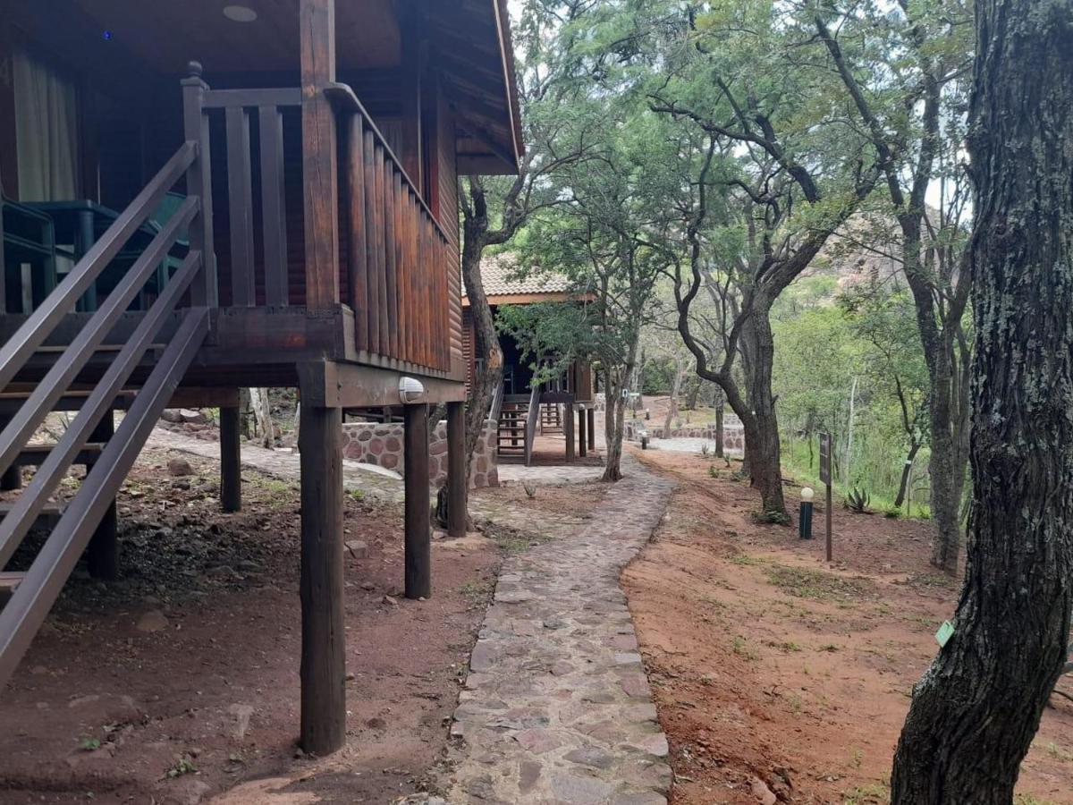 Waterfall Safari Lodge Winterkamp Екстер'єр фото